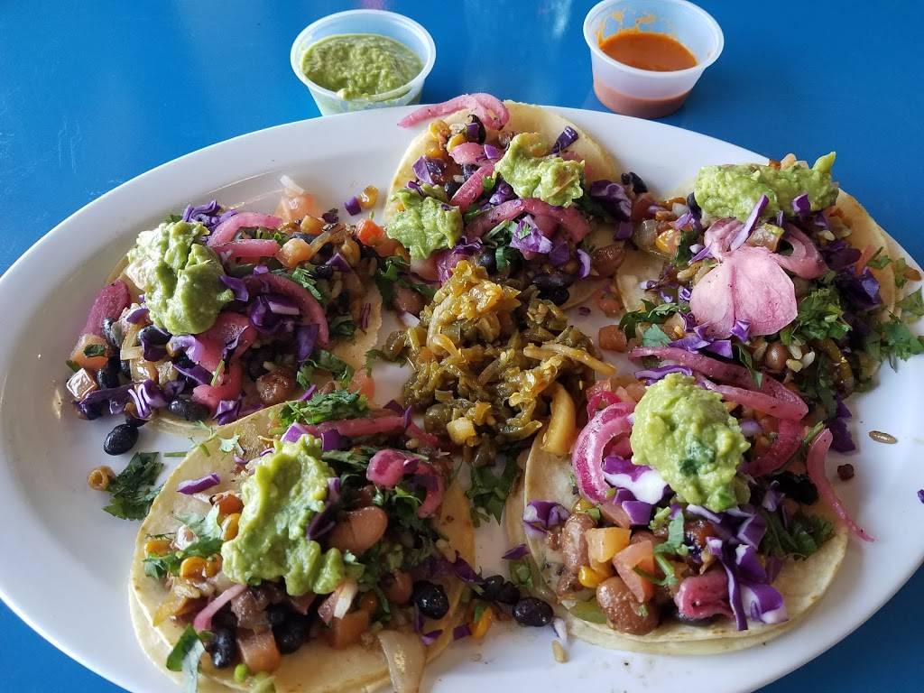 Maskadores Taco Shop | restaurant | 4015 E Bell Rd #124, Phoenix, AZ 85032, USA | 6024853807 OR +1 602-485-3807