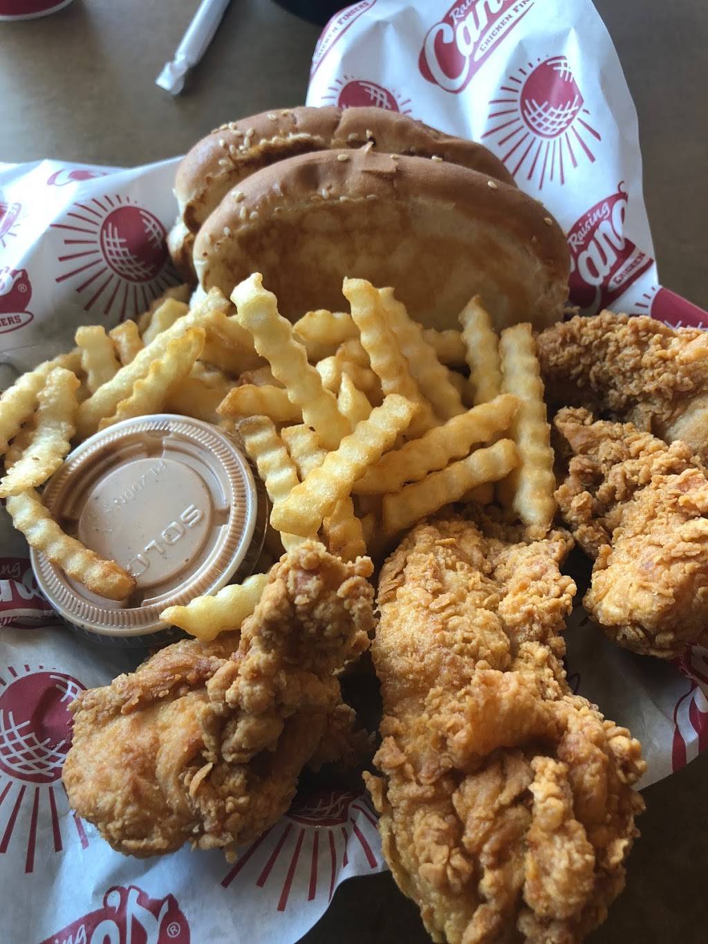 Raising Canes Chicken Fingers | restaurant | 1529 Hwy 6, Sugar Land, TX 77478, USA | 2812016969 OR +1 281-201-6969