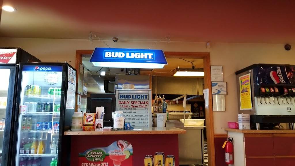 Foxs Pizza Den | restaurant | 2608 Portage St, Wilmore, PA 15962, USA | 8144953030 OR +1 814-495-3030