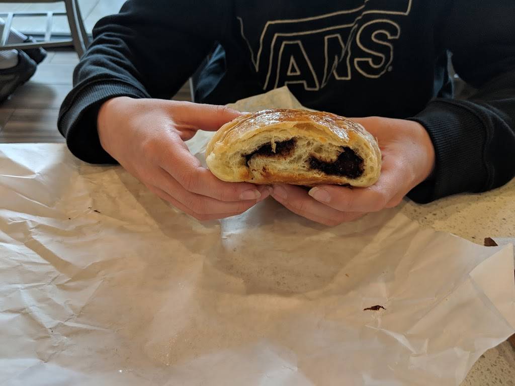 The Bagel Bakery | restaurant | 130 Country Club Gate Center, Pacific Grove, CA 93950, USA | 8316496272 OR +1 831-649-6272