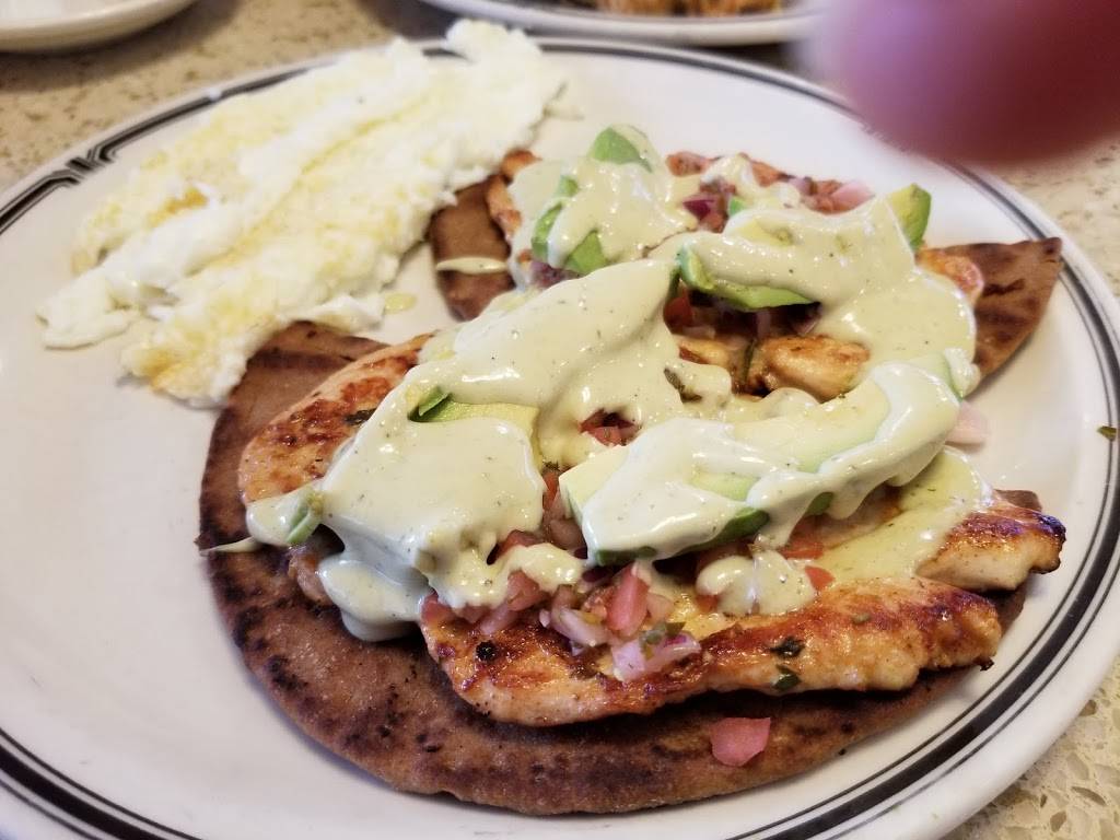 Stop 20 Diner | restaurant | 1336 Hempstead Turnpike, Elmont, NY 11003, USA | 5163587142 OR +1 516-358-7142