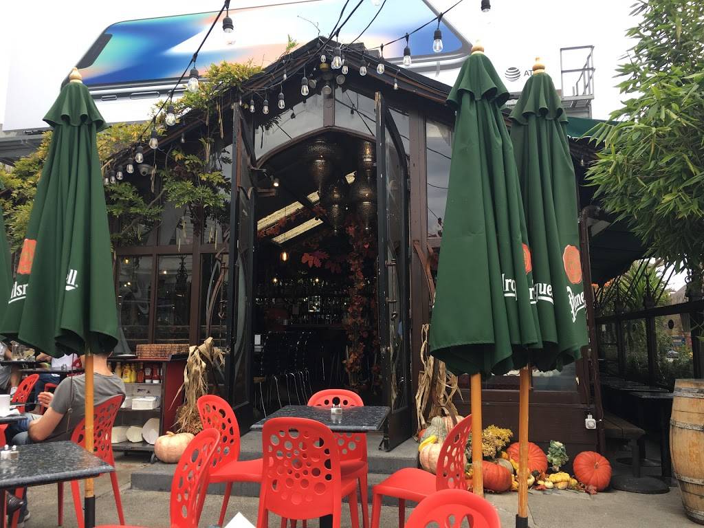 Flore on Market | restaurant | 2298 Market St, San Francisco, CA 94114, USA | 4155493765 OR +1 415-549-3765