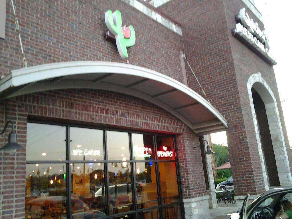 QDOBA Mexican Eats | restaurant | 704 IN-135 Ste 100, Greenwood, IN 46142, USA | 3178651023 OR +1 317-865-1023