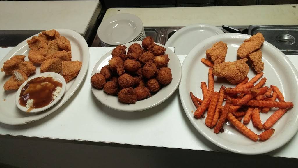 Catfish Cabin | restaurant | 1833 Peavine Rd, Crossville, TN 38571, USA | 9314569979 OR +1 931-456-9979