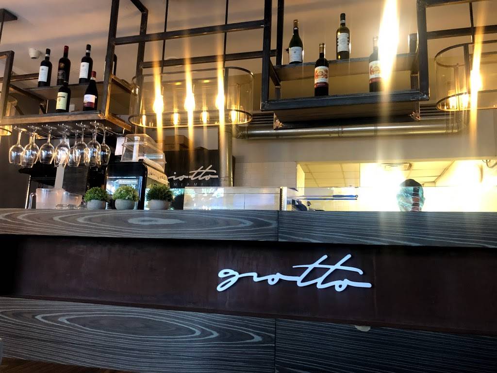 Giotto Maestro della Pizza | restaurant | 959 West Ave #2, Miami Beach, FL 33139, USA | 3055321138 OR +1 305-532-1138