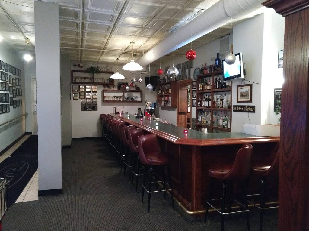 truth restaurant | restaurant | 808 W Jefferson St, Joliet, IL 60435, USA | 8157445901 OR +1 815-744-5901