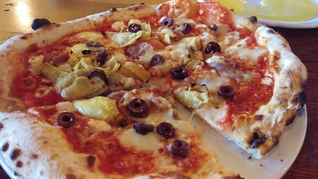 Brick Pizzeria Napoletana | restaurant | 213 Huttleston Ave, Fairhaven, MA 02719, USA | 7742022787 OR +1 774-202-2787