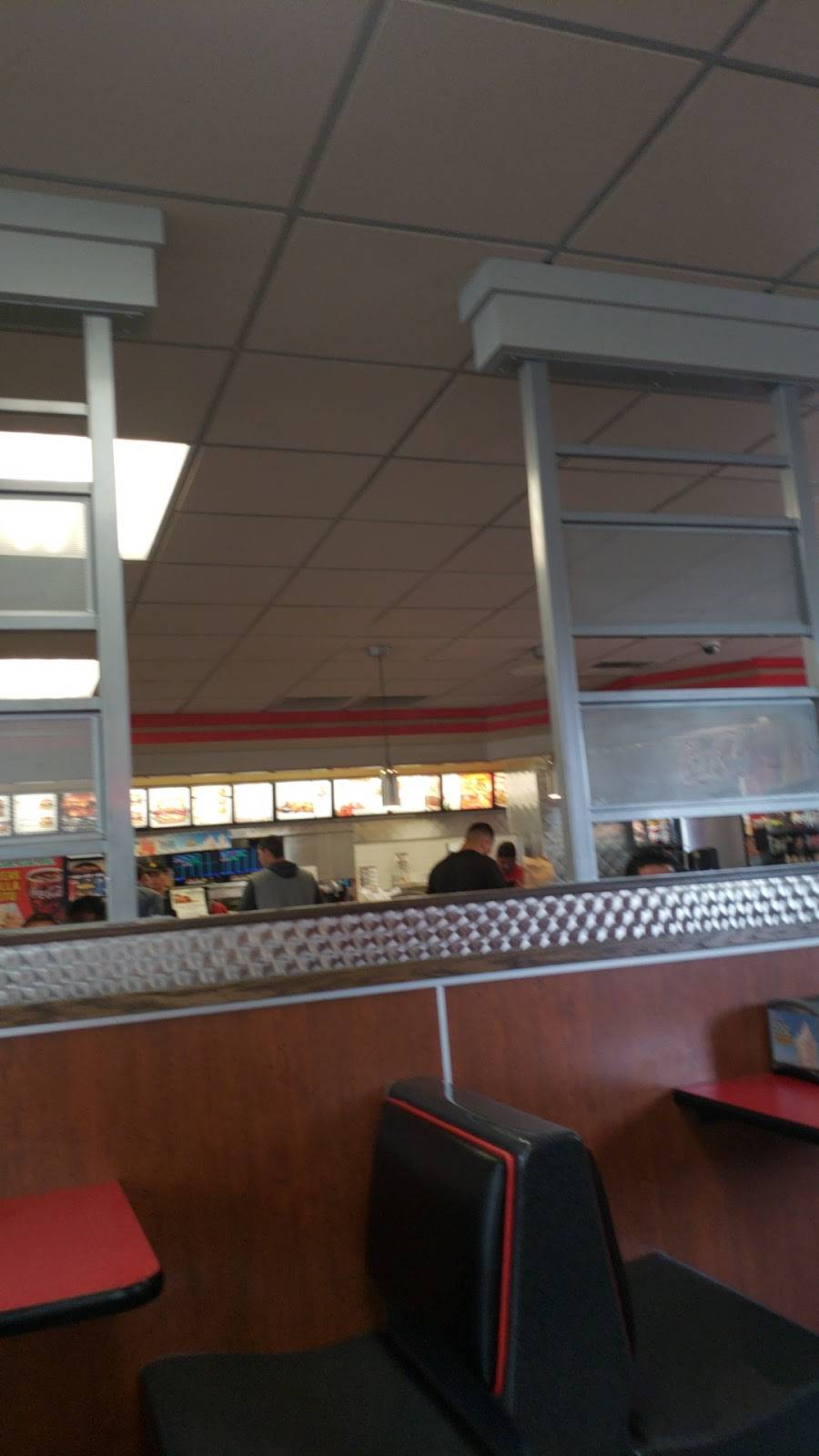 Carls Jr. / Green Burrito | restaurant | 20552 Lake Forest Dr, Lake Forest, CA 92630, USA | 9498308929 OR +1 949-830-8929