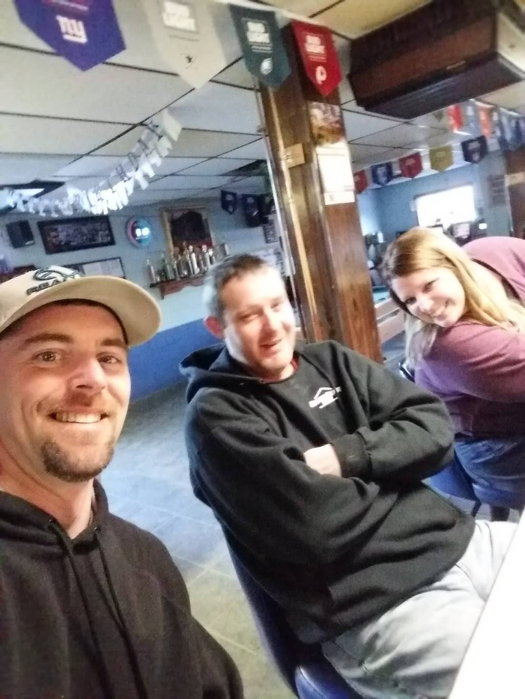 M & Ns Bar & Grill | restaurant | 26960 WI-130 Trunk, Hill Point, WI 53937, USA | 6085835683 OR +1 608-583-5683