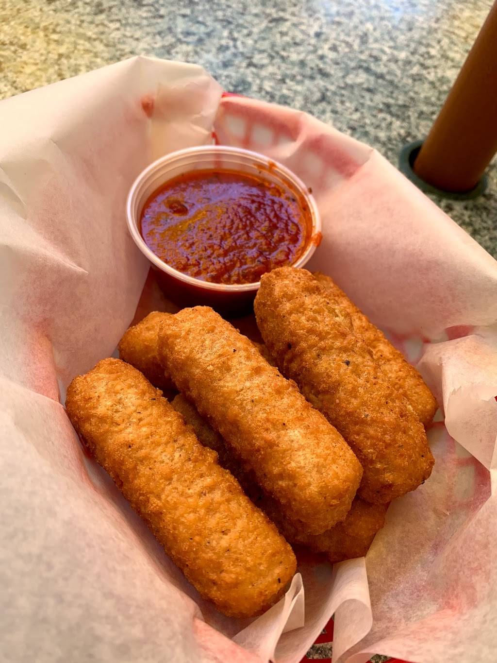 Kens Pizza and Pub | restaurant | 71 Church St, Burlington, VT 05401, USA | 8028623335 OR +1 802-862-3335