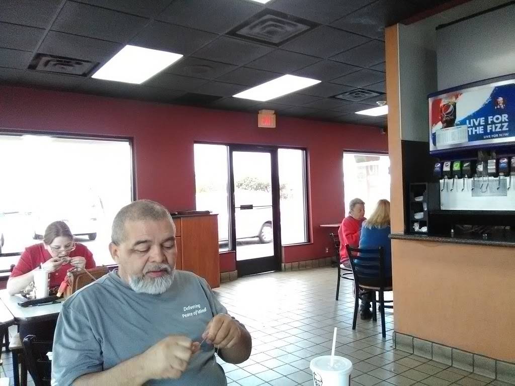 KFC | restaurant | 7245 E Golf Links Rd, Tucson, AZ 85730, USA | 5202960370 OR +1 520-296-0370