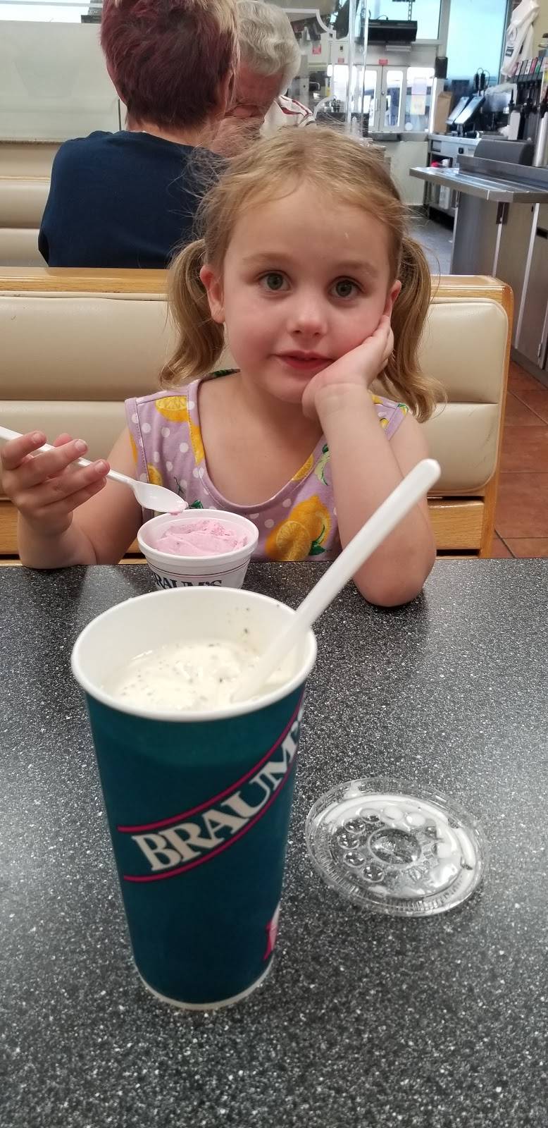 Braums Ice Cream & Burger Restaurant | restaurant | 20200 E 81st St S, Broken Arrow, OK 74014, USA | 9182514660 OR +1 918-251-4660