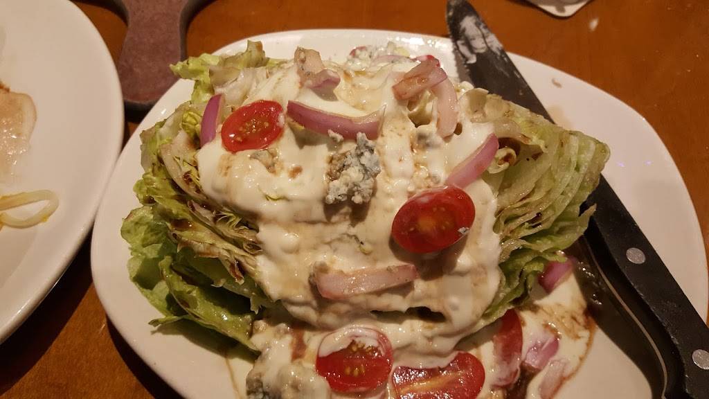 Outback Steakhouse | restaurant | 1700 W New Haven Ave, Melbourne, FL 32904, USA | 3213731196 OR +1 321-373-1196