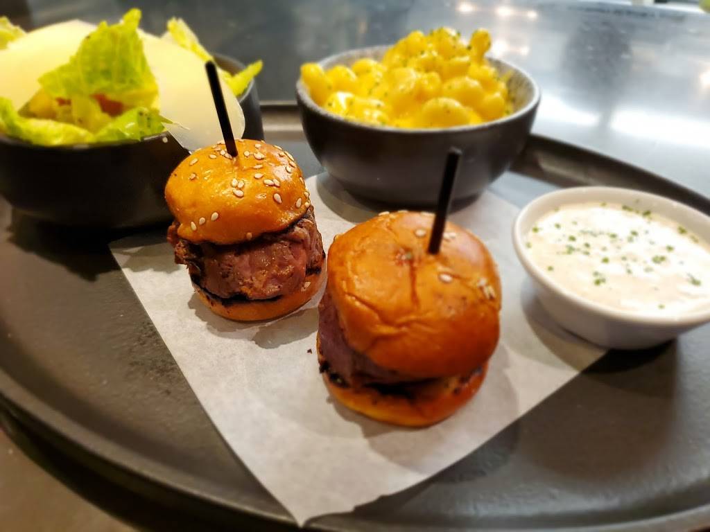 1933 Lounge by St. Elmo | restaurant | 9707 District North Drive Suite 1120, Fishers, IN 46037, USA | 3177581933 OR +1 317-758-1933