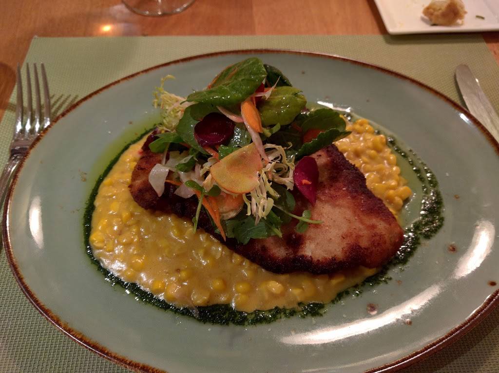 Elliotts On Linden | restaurant | 905 Linden Rd a, Pinehurst, NC 28374, USA | 9102150775 OR +1 910-215-0775