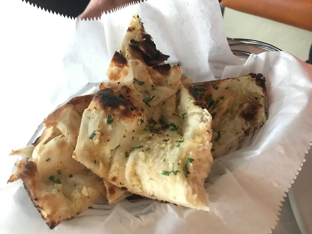 Saffron Indian Bistro | restaurant | 7607 N Oracle Rd, Oro Valley, AZ 85704, USA | 5207429100 OR +1 520-742-9100