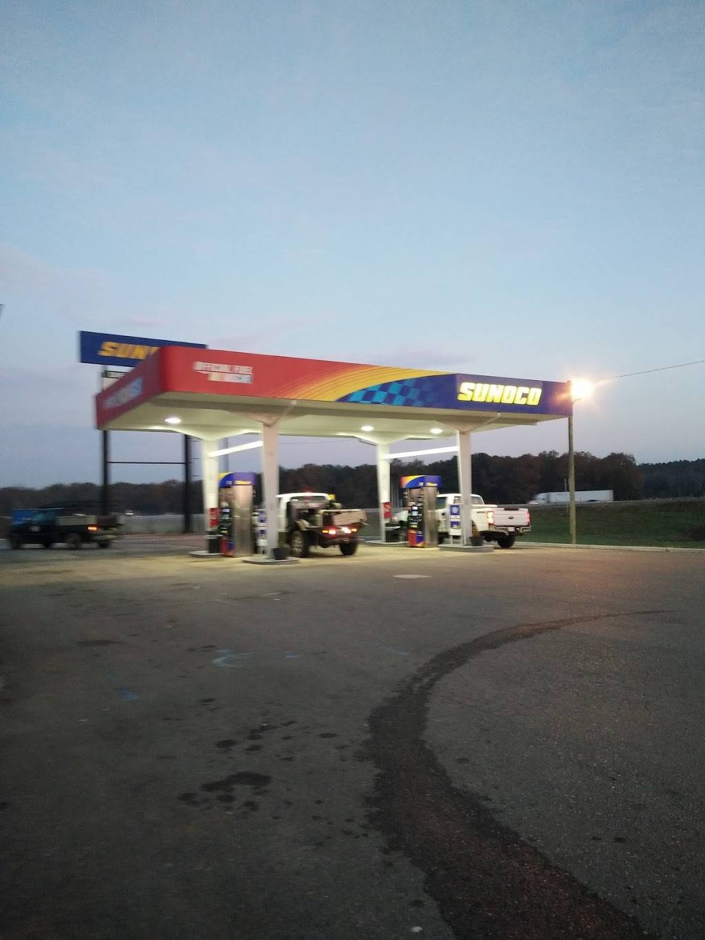 A1 Pitstop Grill | restaurant | 5955 Speedway Blvd, Eastaboga, AL 36260, USA | 2568357997 OR +1 256-835-7997