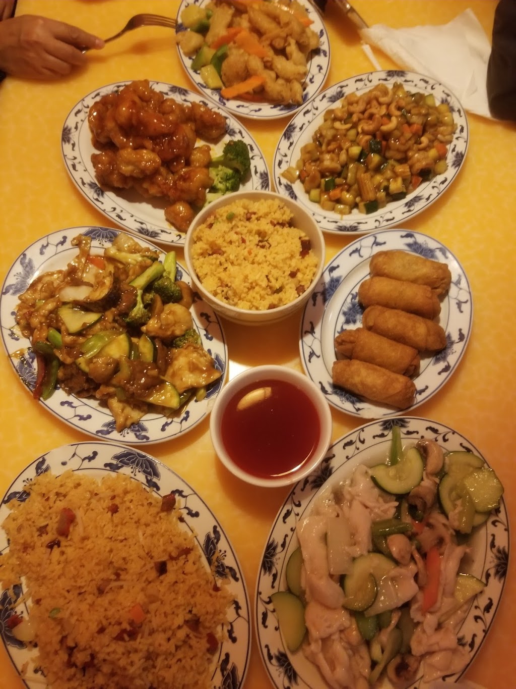 Double Dragon | restaurant | 3005 S St Francis Dr D3, Santa Fe, NM 87505, USA | 5059898880 OR +1 505-989-8880