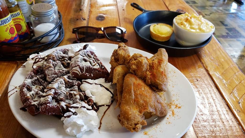 Honey Chile Please | restaurant | 1138-1198 Broadway St, Waynesville, MO 65583, USA | 5734332989 OR +1 573-433-2989