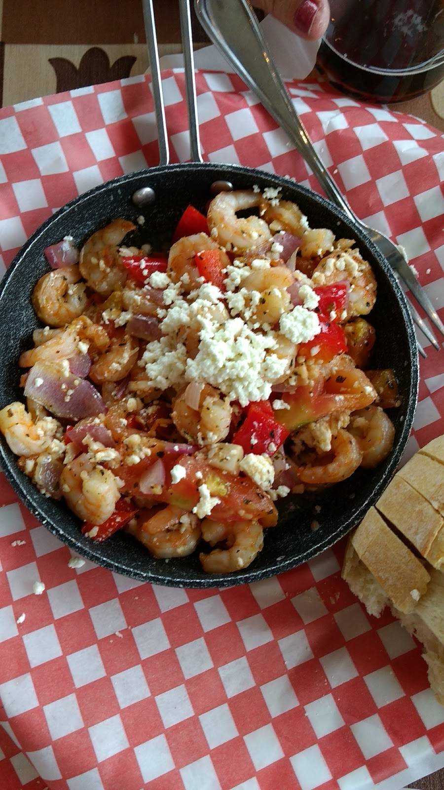 Stonewater Pub | restaurant | 490 Stone Street South lower, Gananoque, ON K7G 2A4, Canada | 6133822116 OR +1 613-382-2116