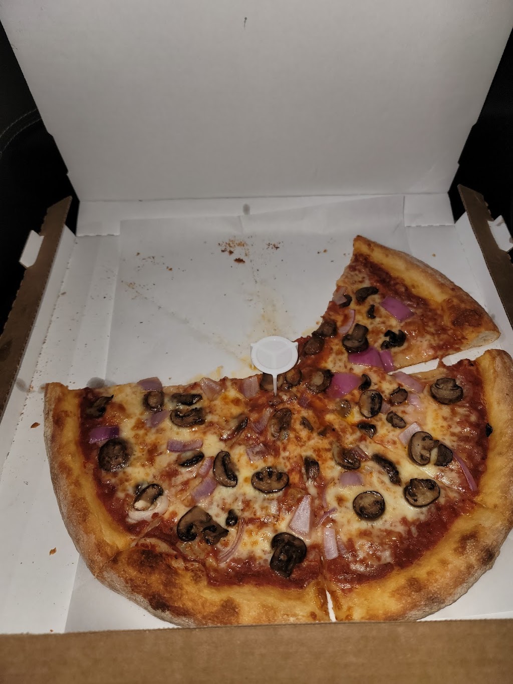 Nanas Pizzeria & Ristorante Italiana | restaurant | 22w535 Butterfield Rd, Glen Ellyn, IL 60137, USA | 6304749065 OR +1 630-474-9065