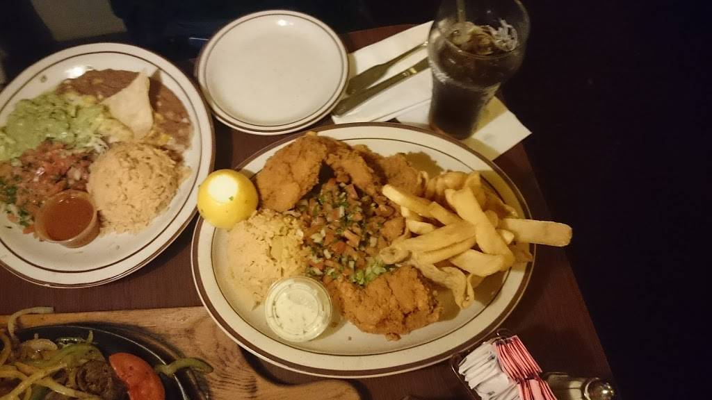 La Capilla Mexican Restaurant | restaurant | 1332 Sartori Ave, Torrance, CA 90501, USA | 3105331048 OR +1 310-533-1048