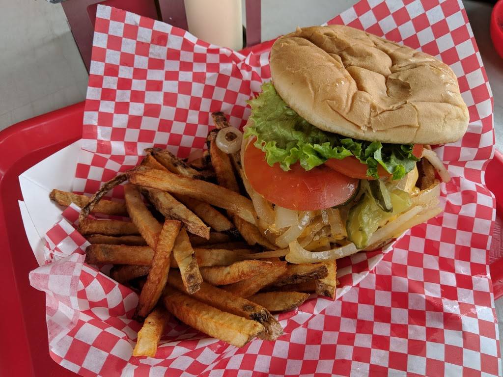 Neon Moon | restaurant | 326 US-71, Mountainburg, AR 72946, USA | 4793691705 OR +1 479-369-1705