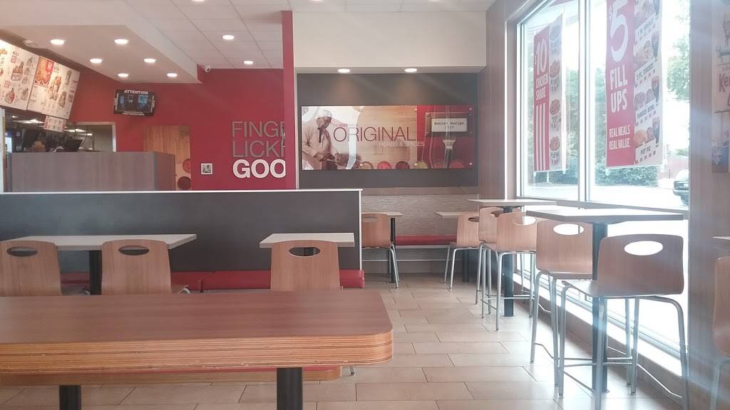 KFC | restaurant | 8325 Colerain Ave, Cincinnati, OH 45239, USA | 5132450123 OR +1 513-245-0123