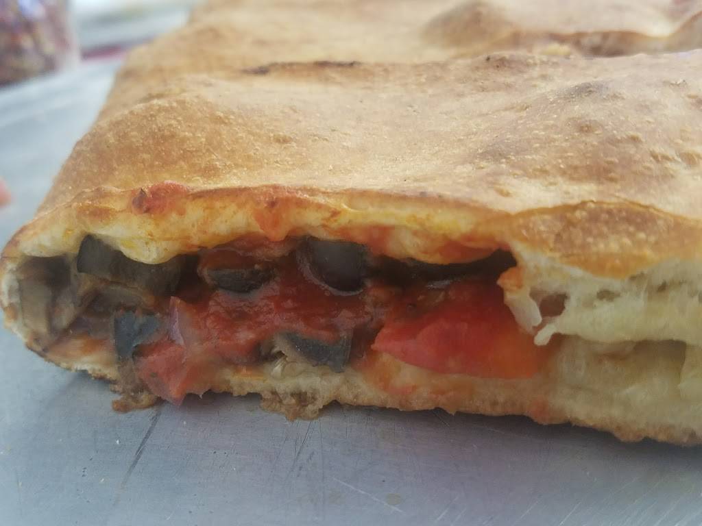 Valentinos Pizza | restaurant | 5782 E 2nd St, Long Beach, CA 90803, USA | 5624383939 OR +1 562-438-3939