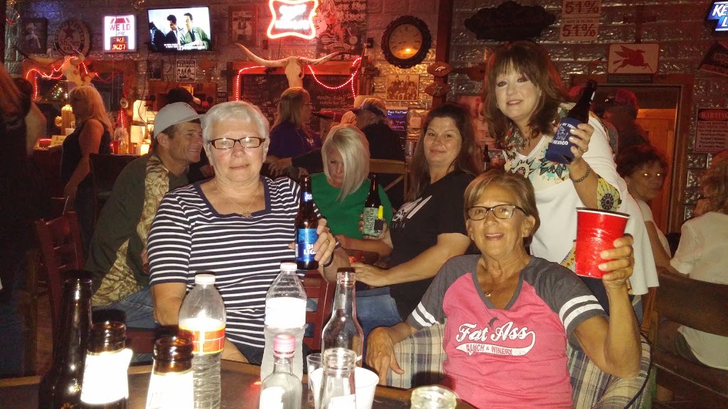 Red Horse Saloon | restaurant | 2440 TX-16, Bandera, TX 78003, USA | 8307963825 OR +1 830-796-3825