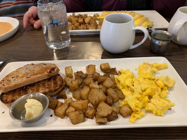 Toast & Berry | restaurant | 9856 Montgomery Rd, Montgomery, OH 45242, USA | 5137911900 OR +1 513-791-1900