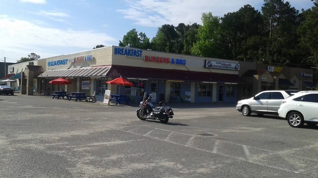 Beach Burgers & BBQ | restaurant | 13088 Ocean Hwy #3, Pawleys Island, SC 29585, USA | 8439793333 OR +1 843-979-3333