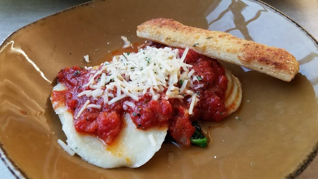 Commons At The Cannon Center | restaurant | 9998 Helaman Halls, Provo, UT 84602, USA | 8014224031 OR +1 801-422-4031