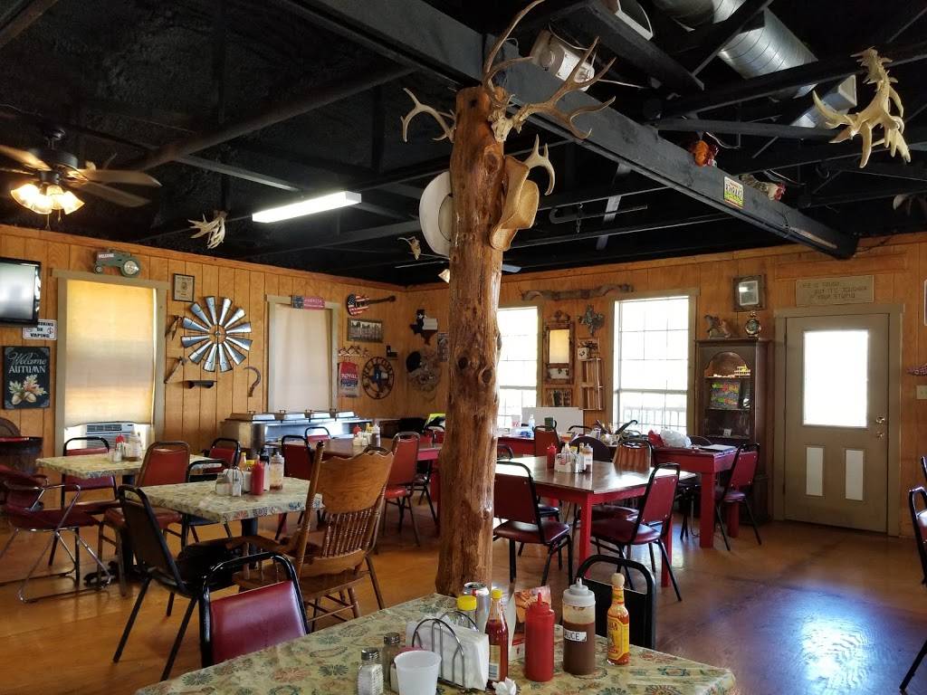 Twisted 6 BBQ & Country Eats | restaurant | 1621 S Main, Calvert, TX 77837, USA | 9793642227 OR +1 979-364-2227