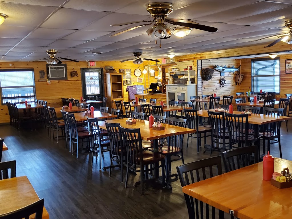 Freds Fish House | restaurant | 44 Hwy 101 Cutoff, Mountain Home, AR 72653, USA | 8704925958 OR +1 870-492-5958