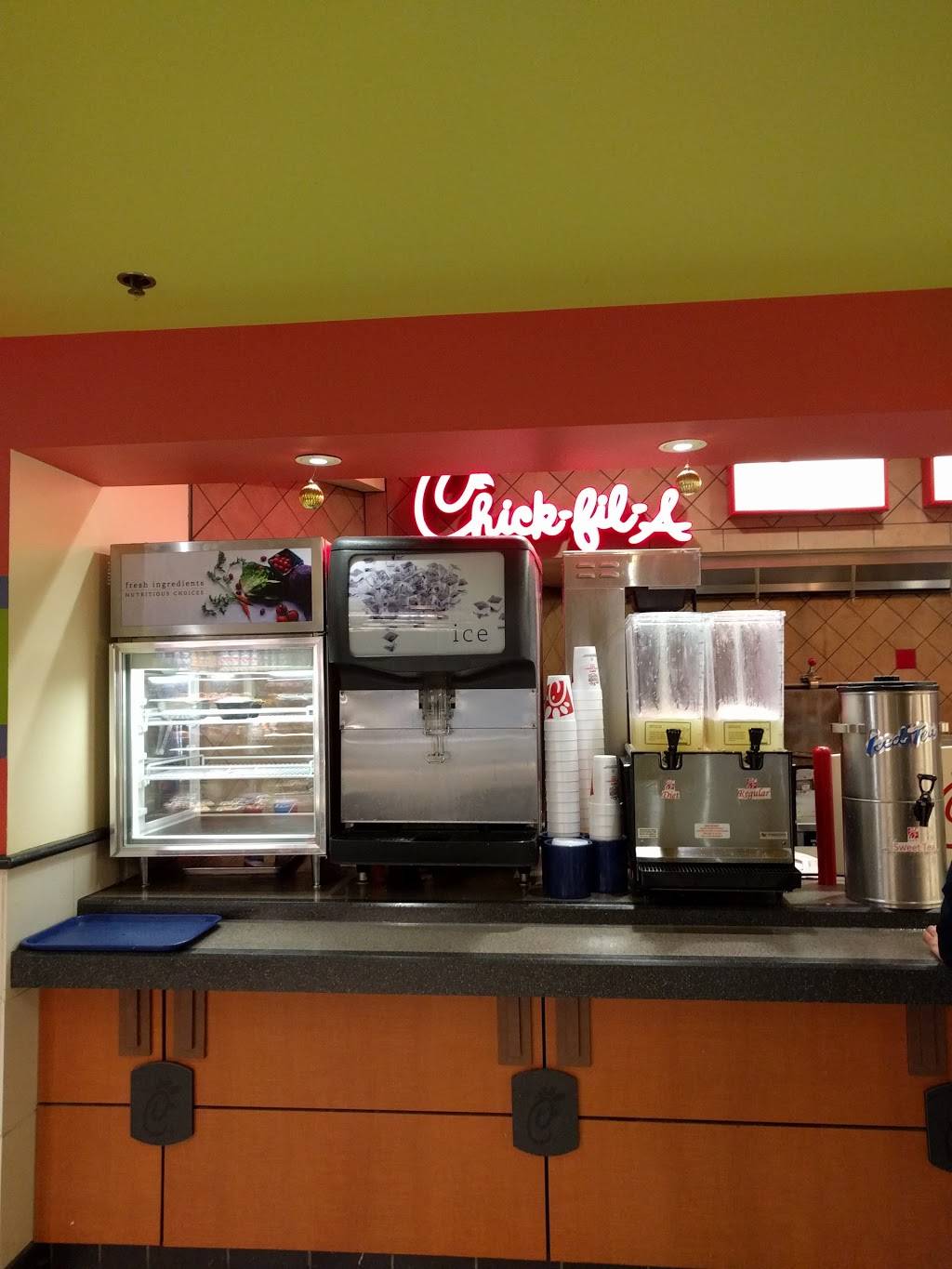 Chick-fil-A | restaurant | 3990 5th Ave University of Pittsburgh Tower, Pittsburgh, PA 15213, USA | 4126242813 OR +1 412-624-2813
