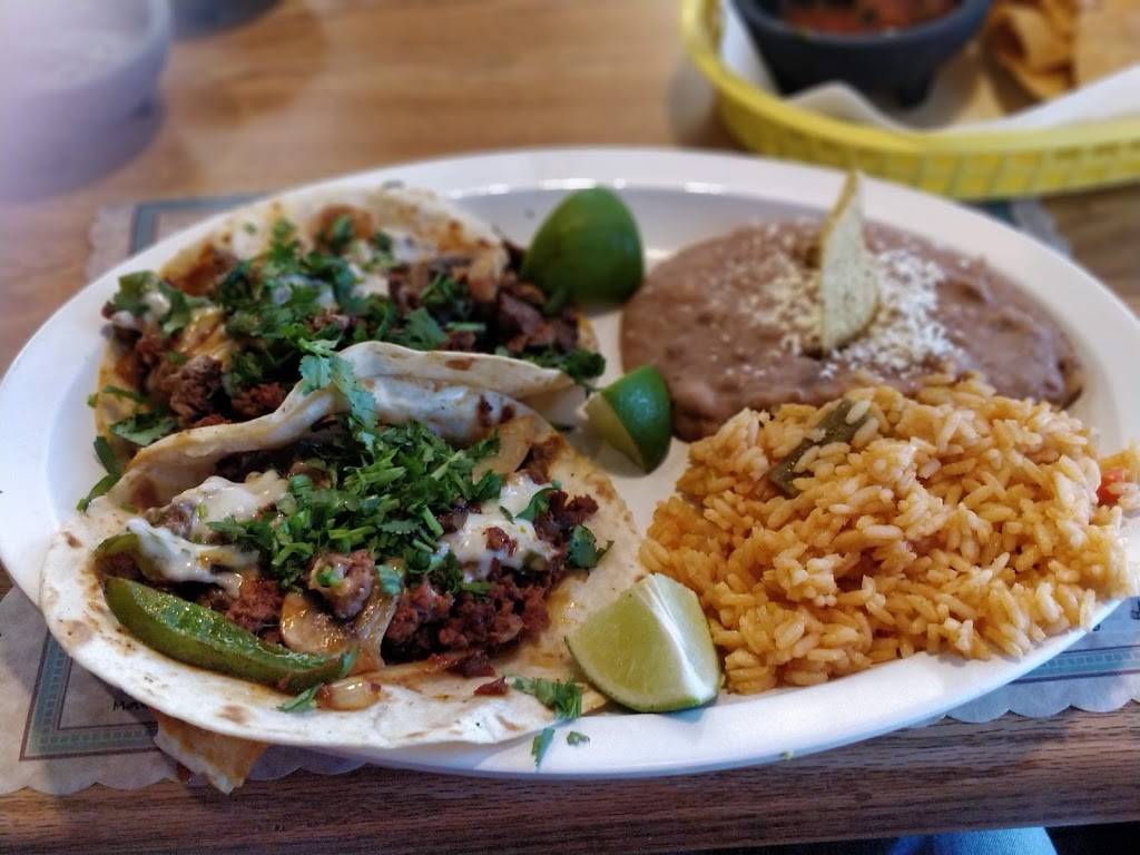 La Parrilla | restaurant | 4661 Old Tavern Rd, Lisle, IL 60532, USA | 6307789780 OR +1 630-778-9780