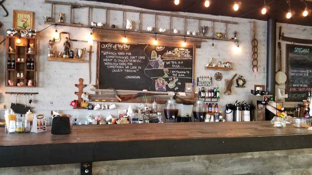 Hatfields Goode Grub | restaurant | 16700 Lorain Ave, Cleveland, OH 44111, USA | 2164171056 OR +1 216-417-1056