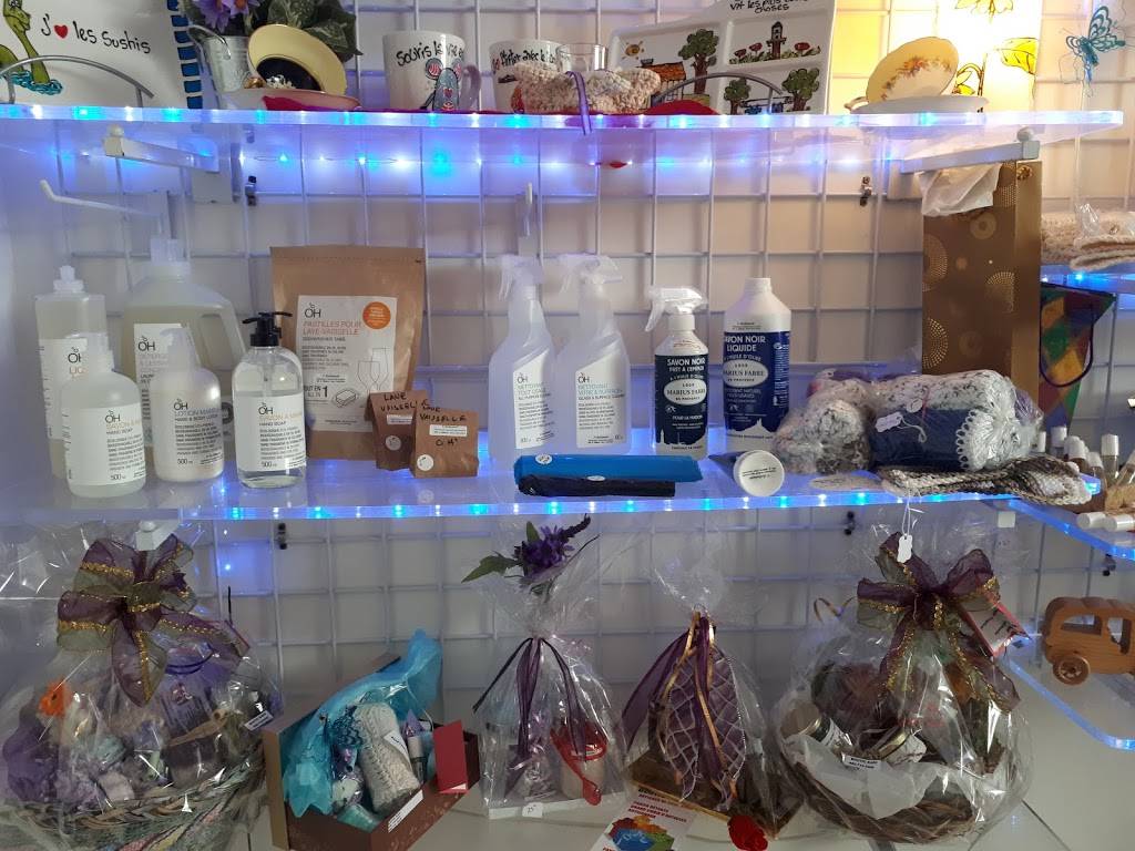 Restaurant La maison bleue | restaurant | 2441 Chemin des Îles, Entrelacs, QC J0T 2E0, Canada | 4502288611 OR +1 450-228-8611