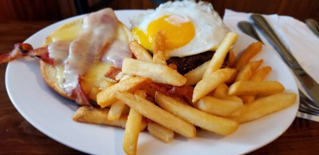 Spencers Place | restaurant | 10 Westminster St, Walpole, NH 03608, USA | 6039044162 OR +1 603-904-4162