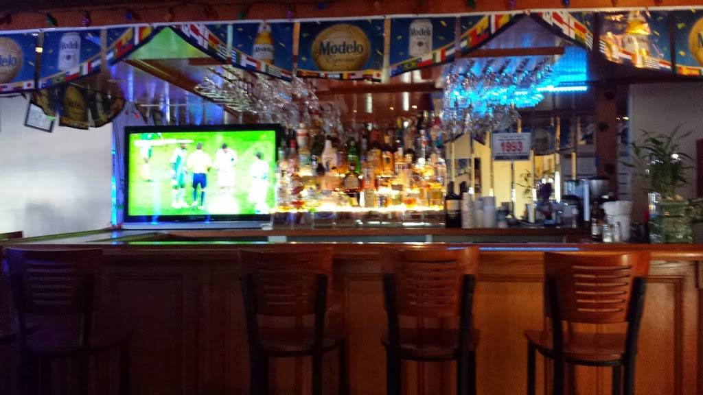 El Chalan Restaurant | restaurant | 45 Midland Ave, Port Chester, NY 10573, USA | 9149342244 OR +1 914-934-2244