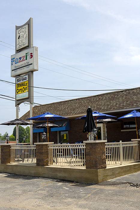 Fazzis Restaurant & Bar | restaurant | 1813 Vandalia St, Collinsville, IL 62234, USA | 6183445440 OR +1 618-344-5440