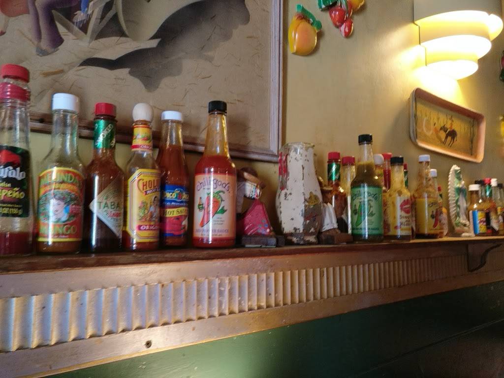 Joes Taco Lounge & Salsaria | restaurant | 382 Miller Ave, Mill Valley, CA 94941, USA | 4153838164 OR +1 415-383-8164