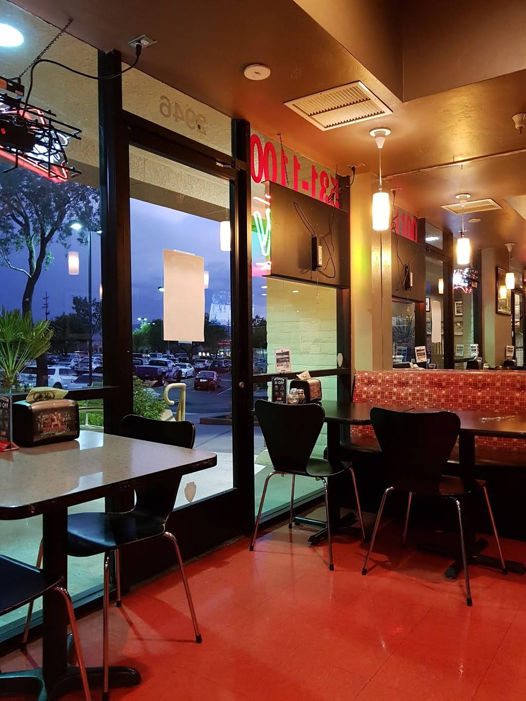 Rosatis Pizza Sports Pub, Ina Rd | restaurant | 2944 W Ina Rd, Tucson, AZ 85741, USA | 5205311100 OR +1 520-531-1100