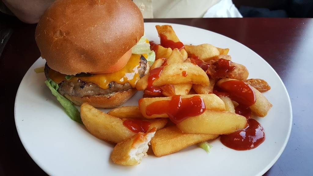 Brogue Irish Pub | restaurant | 136 Lakeshore Rd E, Mississauga, ON L5G 1E6, Canada | 9052788444 OR +1 905-278-8444