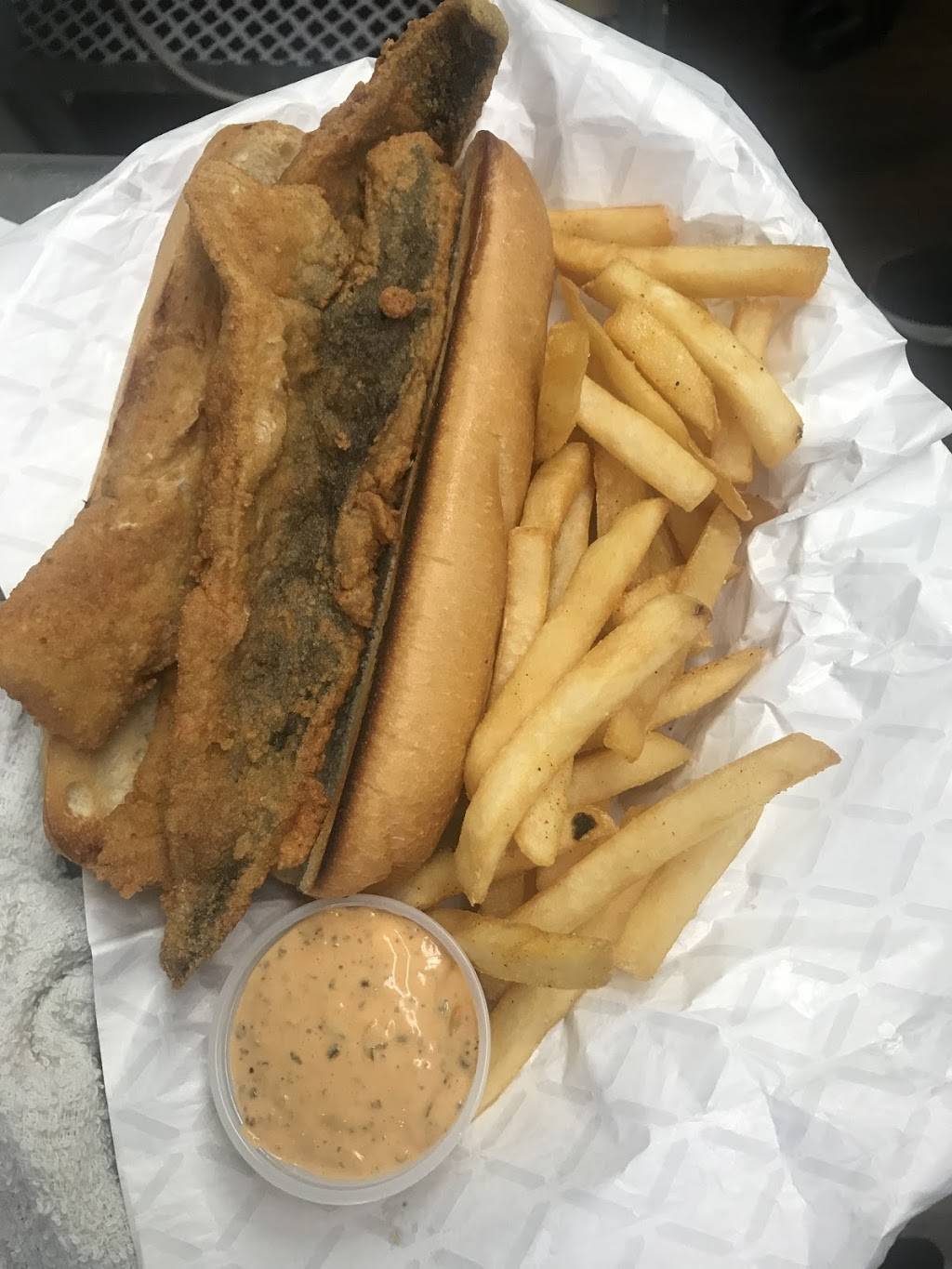 Love’s Kitchen | restaurant | 106 W Cameron St, Culpeper, VA 22701, USA | 5408122291 OR +1 540-812-2291