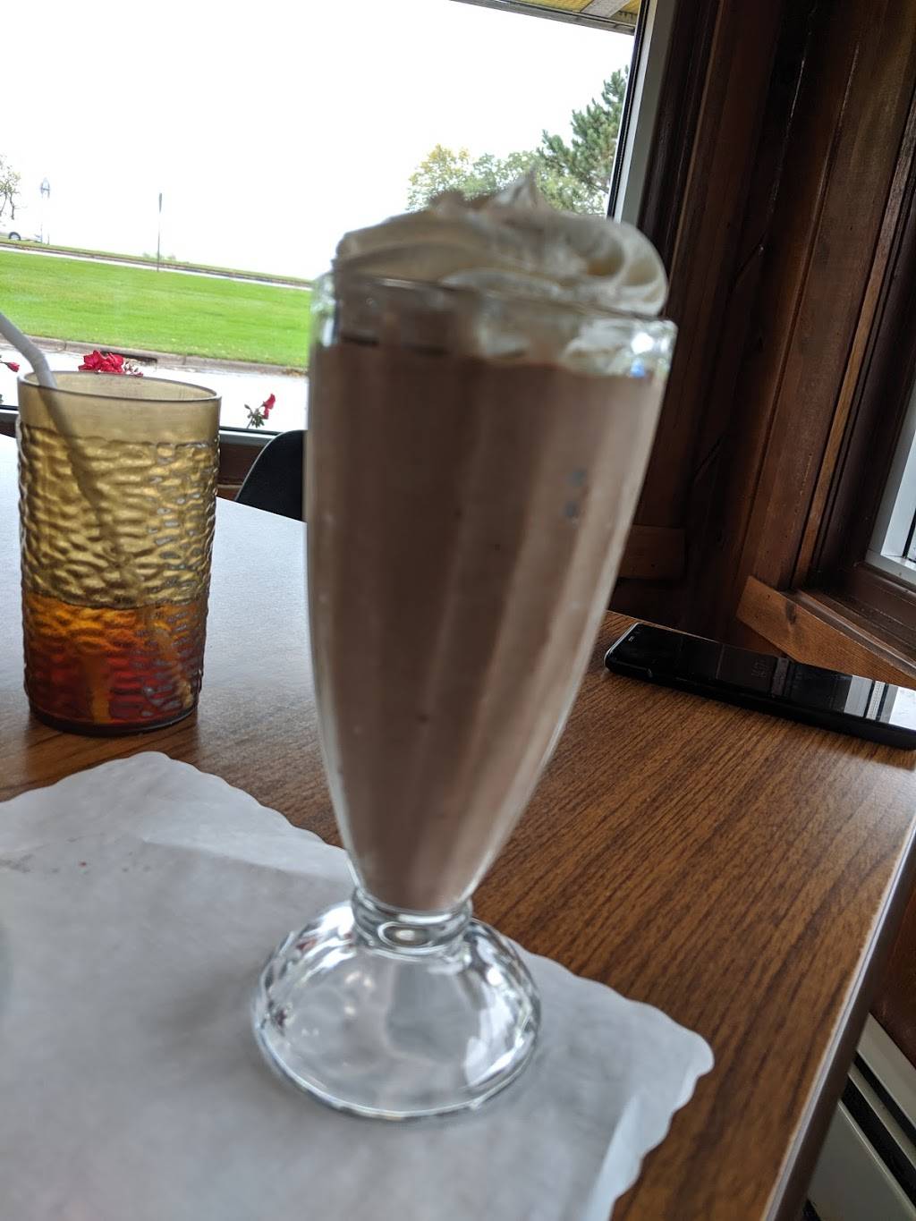 Svobodas Spotlite Family Restaurant | restaurant | 9563 Madison St, Garrison, MN 56450, USA | 3206924692 OR +1 320-692-4692