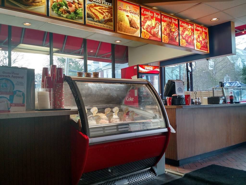 Grotto Pizza | restaurant | 45 E Main St #100, Newark, DE 19711, USA | 3023690600 OR +1 302-369-0600