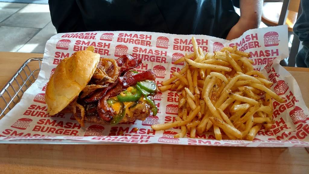 Smashburger | restaurant | 130 General Stilwell Dr Suite 108, Marina, CA 93933, USA | 8319201250 OR +1 831-920-1250