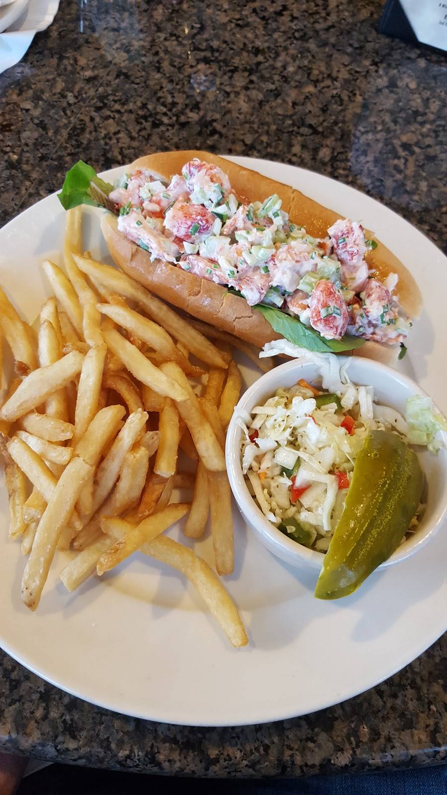 Fanizzi’s Restaurant - Provincetown, MA | restaurant | 539 Commercial St, Provincetown, MA 02657, USA | 5084871964 OR +1 508-487-1964